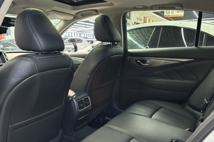 Used Infiniti Q50L 2016 2.0T Ambition Edition Exterior 5