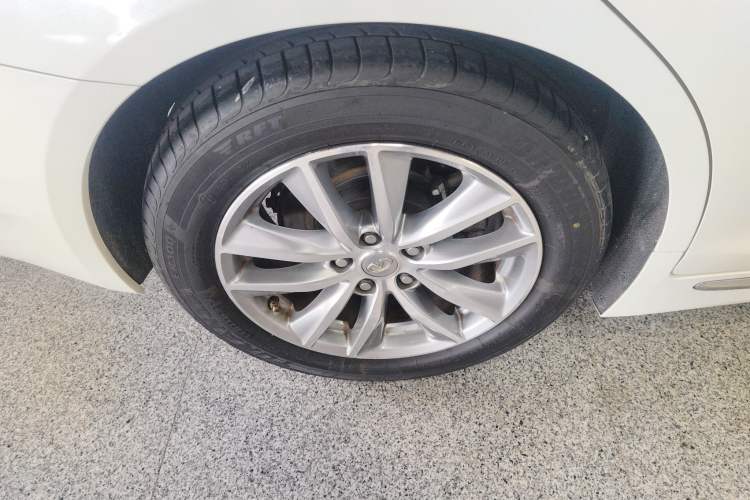 Used Infiniti Q50L 2016 2.0T Enjoyment Edition Exterior 5