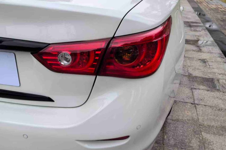 Used Infiniti Q50L 2016 2.0T Comfort Edition Exterior 5
