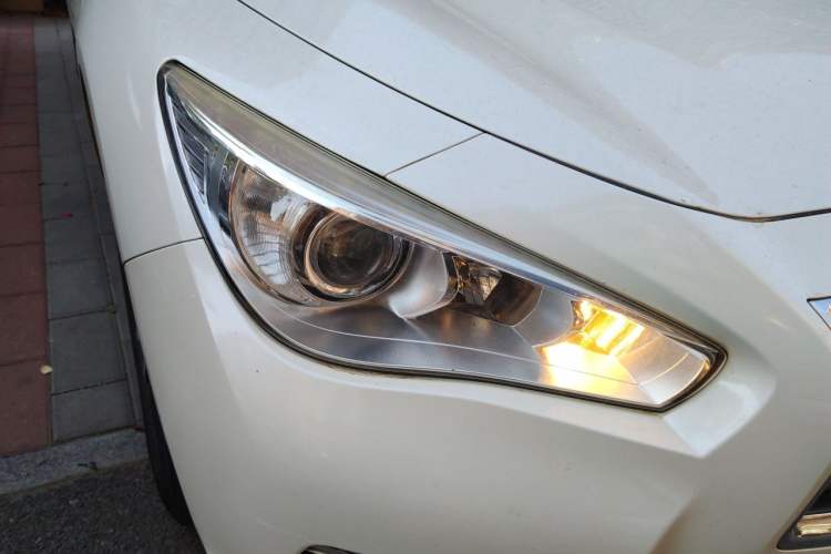 Used Infiniti Q50L 2016 2.0T Comfort Edition Exterior 6