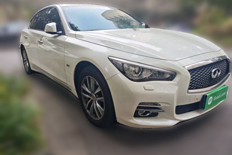 Used Infiniti Q50L 2016 2.0T Enjoyment Edition Front Right 45 Deg