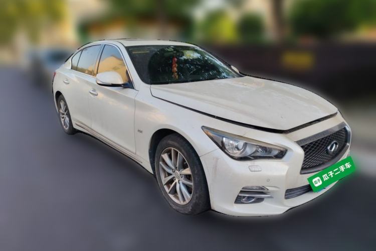 Used Infiniti Q50L 2016 2.0T Enjoyment Edition Front Right 45 Deg