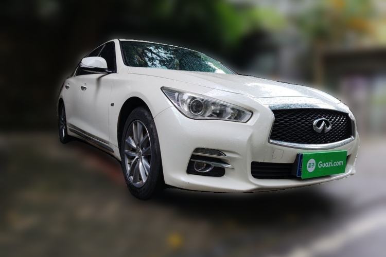 Used Infiniti Q50L 2016 2.0T Comfort Edition Front Right 45 Deg