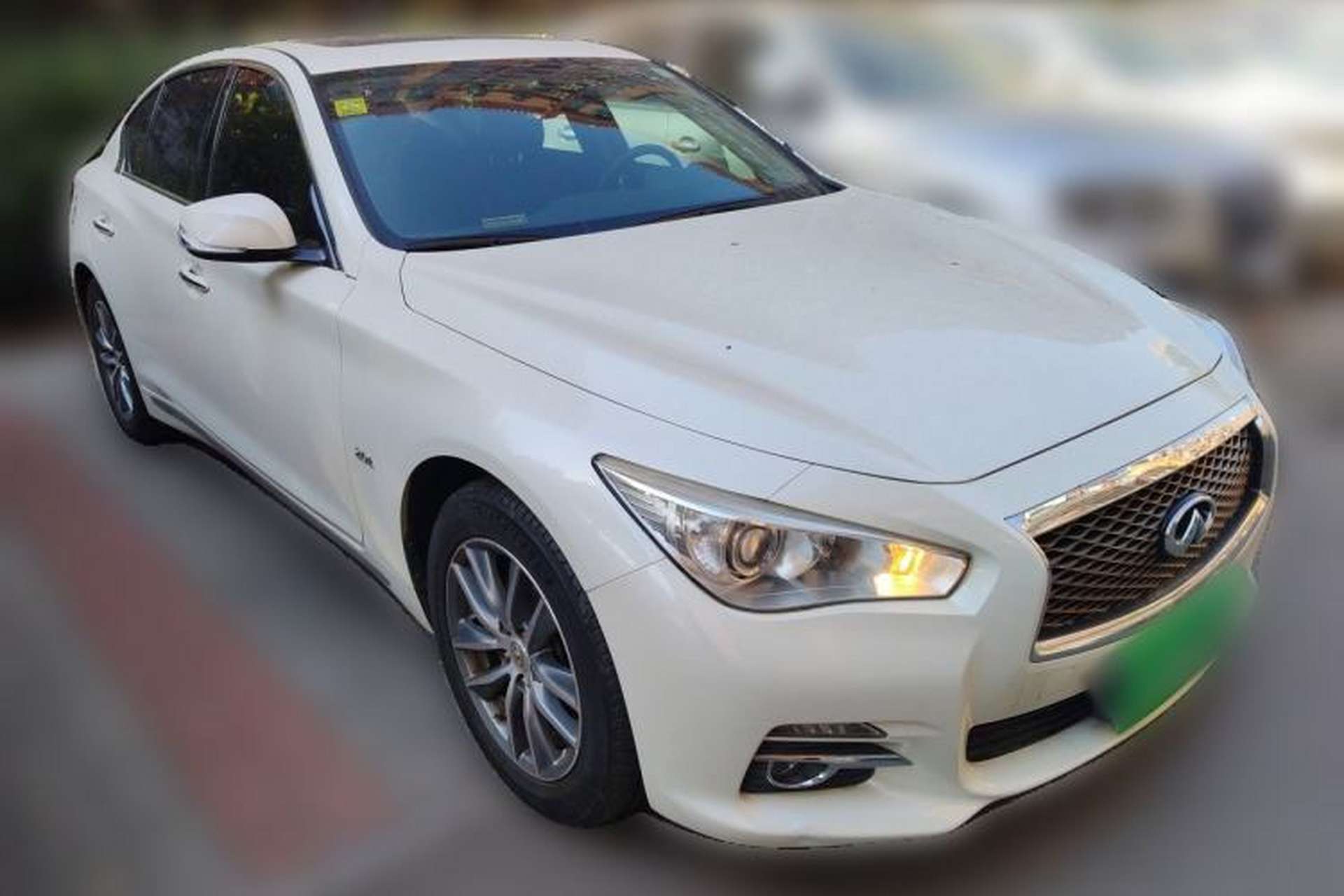 Used Infiniti Q50L 2016 2.0T Comfort Edition Front Right 45 Deg