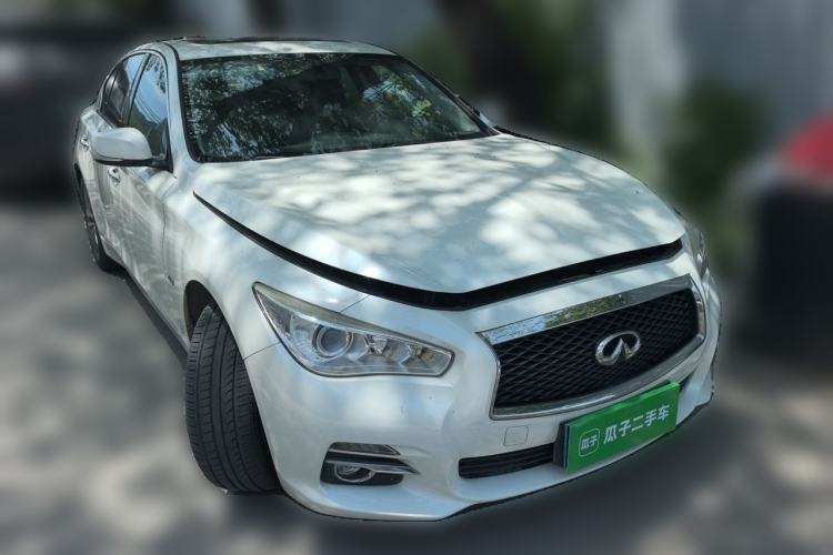 Used Infiniti Q50L 2016 2.0T Comfort Edition Front Right 45 Deg