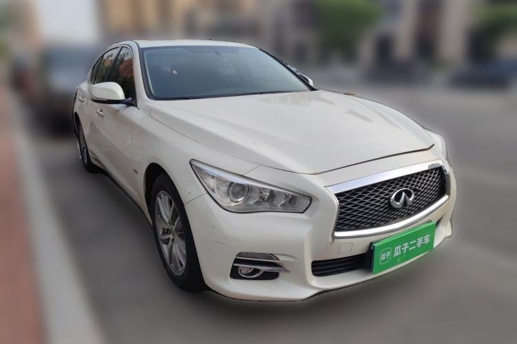 Used Infiniti Q50L 2016 2.0T Comfort Edition Front Right 45 Deg