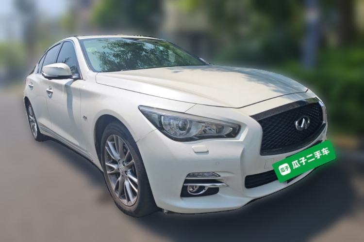 Used Infiniti Q50L 2016 2.0T Ambition Edition Front Right 45 Deg