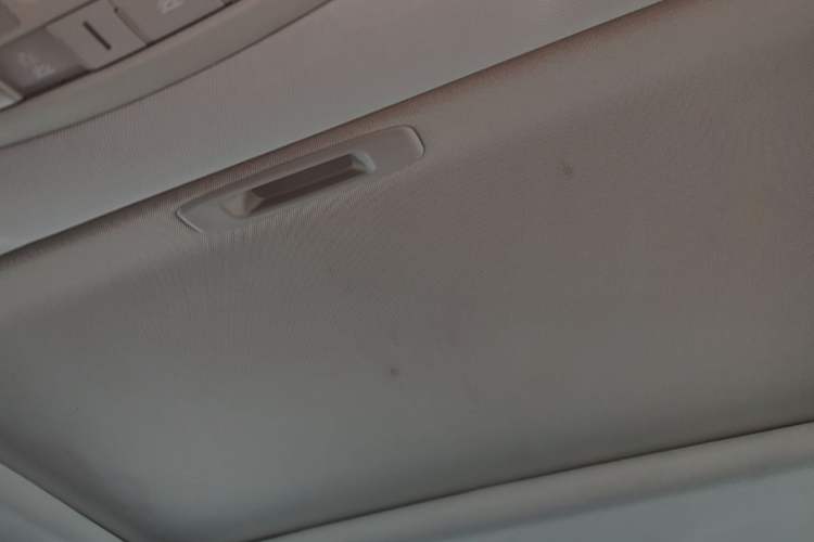 Used Infiniti Q50L 2016 2.0T Enjoyment Edition Headliner