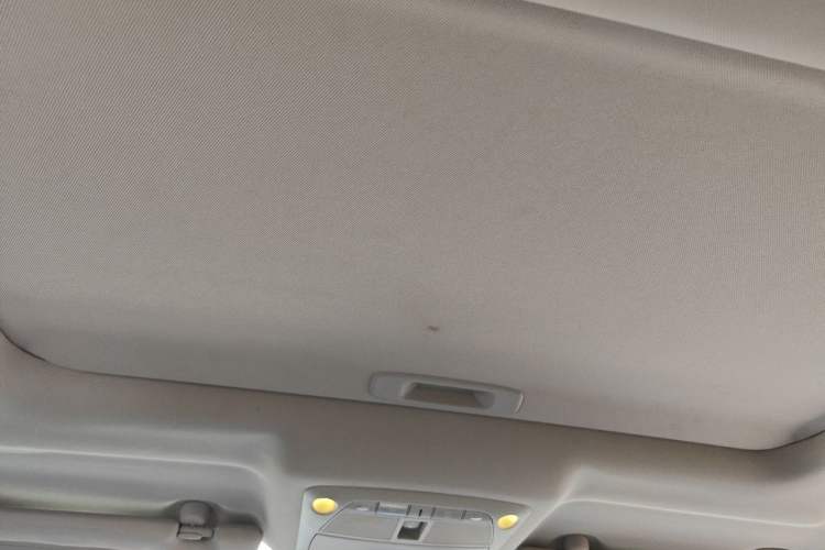 Used Infiniti Q50L 2016 2.0T Enjoyment Edition Headliner
