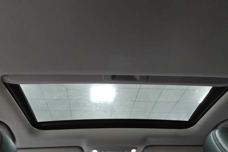 Used Infiniti Q50L 2016 2.0T Comfort Edition Headliner
