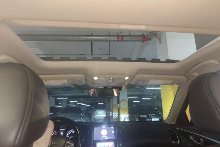 Used Infiniti Q50L 2016 2.0T Comfort Edition Headliner