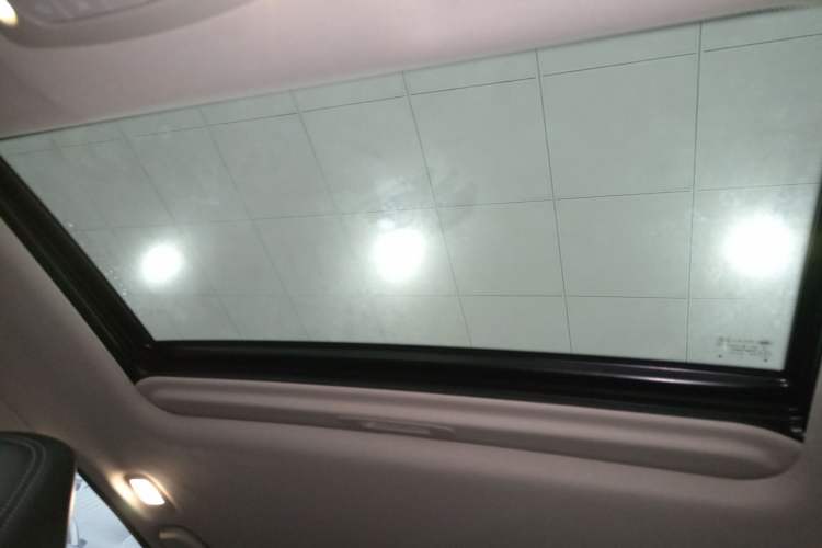 Used Infiniti Q50L 2016 2.0T Enjoyment Edition Headliner