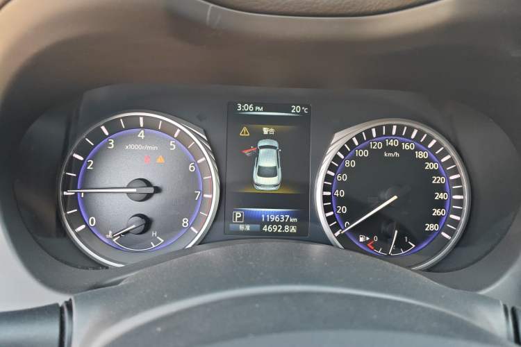 Used Infiniti Q50L 2016 2.0T Comfort Edition Instrument Cluster