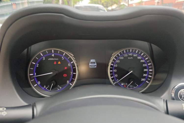 Used Infiniti Q50L 2016 2.0T Comfort Edition Instrument Cluster
