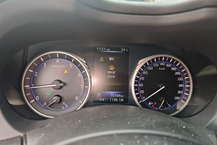 Used Infiniti Q50L 2016 2.0T Enjoyment Edition Instrument Cluster