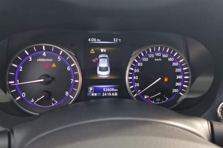 Used Infiniti Q50L 2016 2.0T Comfort Edition Instrument Cluster