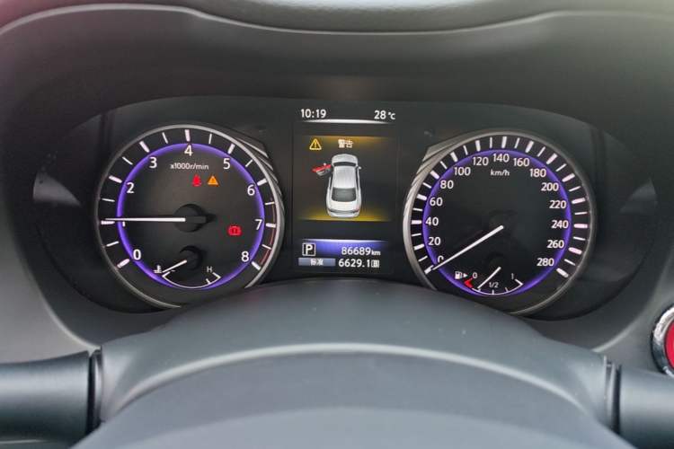 Used Infiniti Q50L 2016 2.0T Enjoyment Edition Instrument Cluster