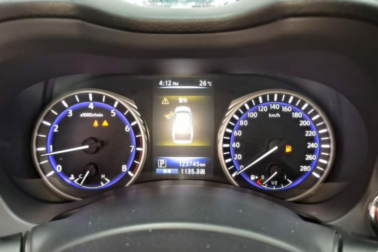 Used Infiniti Q50L 2016 2.0T Enjoyment Edition Instrument Cluster