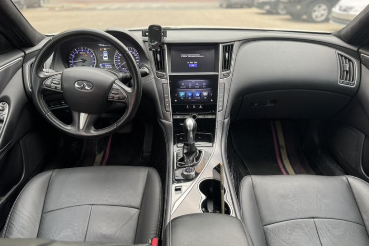 Used Infiniti Q50L 2016 2.0T Enjoyment Edition Interior 1