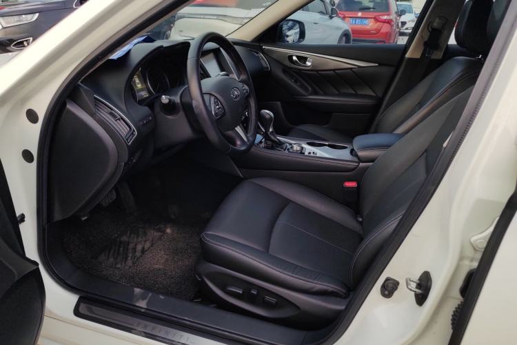 Used Infiniti Q50L 2016 2.0T Enjoyment Edition Interior 1