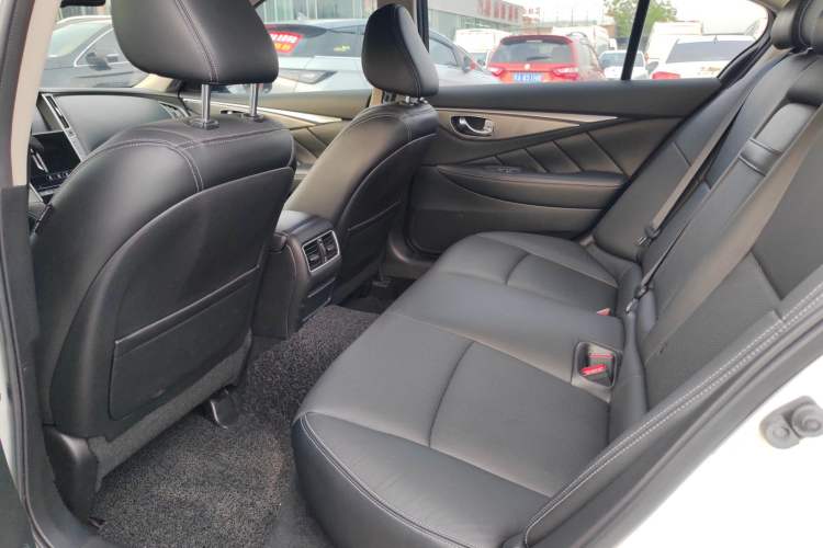 Used Infiniti Q50L 2016 2.0T Enjoyment Edition Interior 2