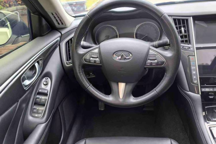 Used Infiniti Q50L 2016 2.0T Comfort Edition Interior 2