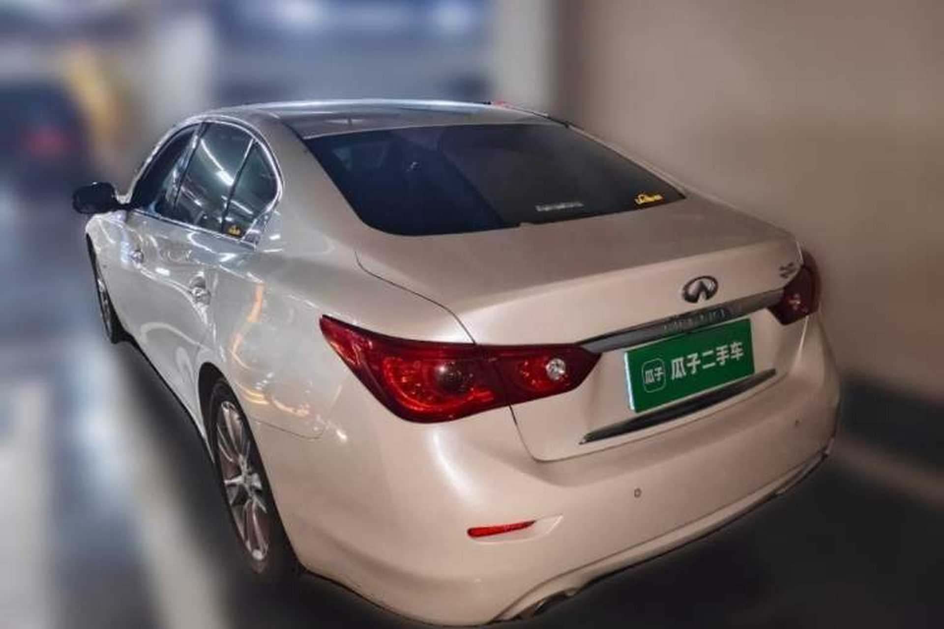 Used Infiniti Q50L 2016 2.0T Ambition Edition Interior 3
