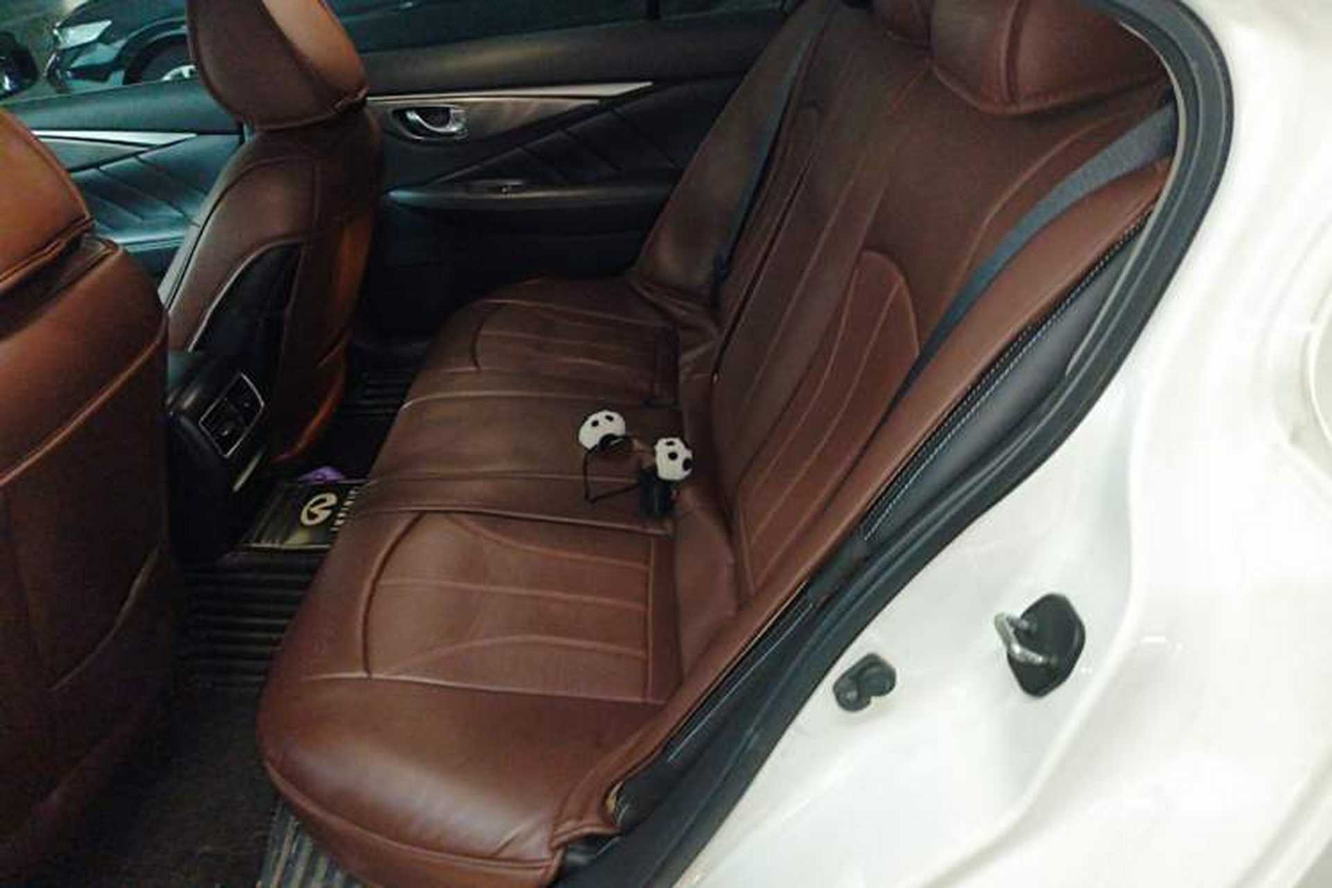 Used Infiniti Q50L 2016 2.0T Ambition Edition Interior 4