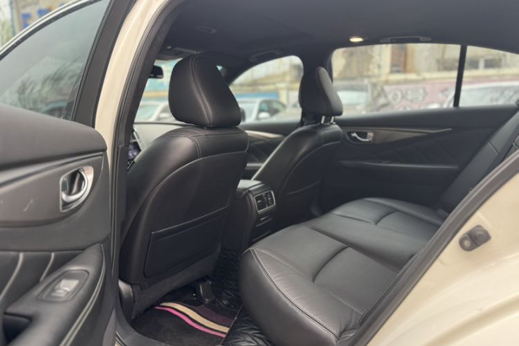 Used Infiniti Q50L 2016 2.0T Enjoyment Edition Interior 6