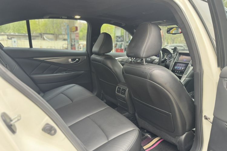 Used Infiniti Q50L 2016 2.0T Enjoyment Edition Interior 8