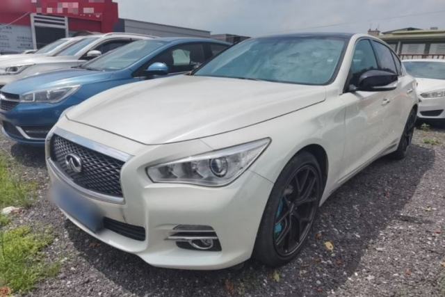 Ojetý Infiniti Q50L 2016 2.0T Comfort Edition