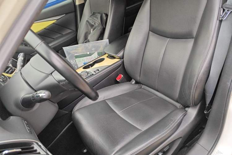 Used Infiniti Q50L 2016 2.0T Ambition Edition Left Front Seat