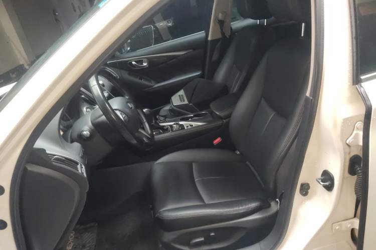 Used Infiniti Q50L 2016 2.0T Comfort Edition Left Front Seat