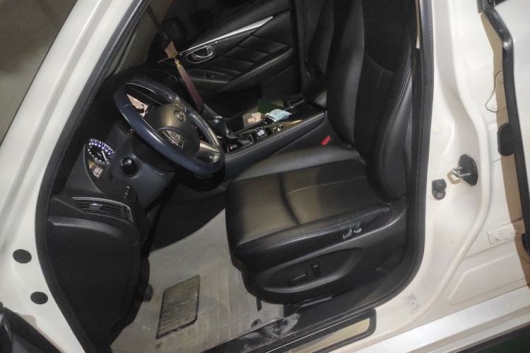 Used Infiniti Q50L 2016 2.0T Comfort Edition Left Front Seat