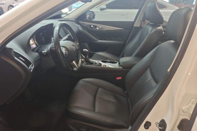 Used Infiniti Q50L 2016 2.0T Enjoyment Edition Left Front Seat