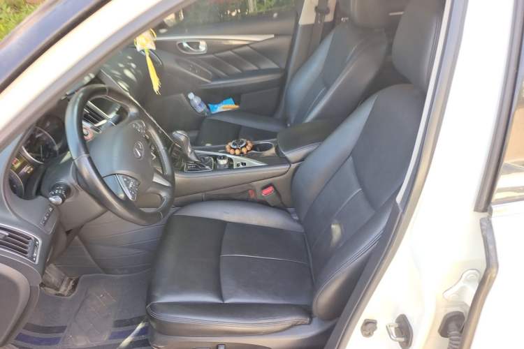 Used Infiniti Q50L 2016 2.0T Comfort Edition Left Front Seat