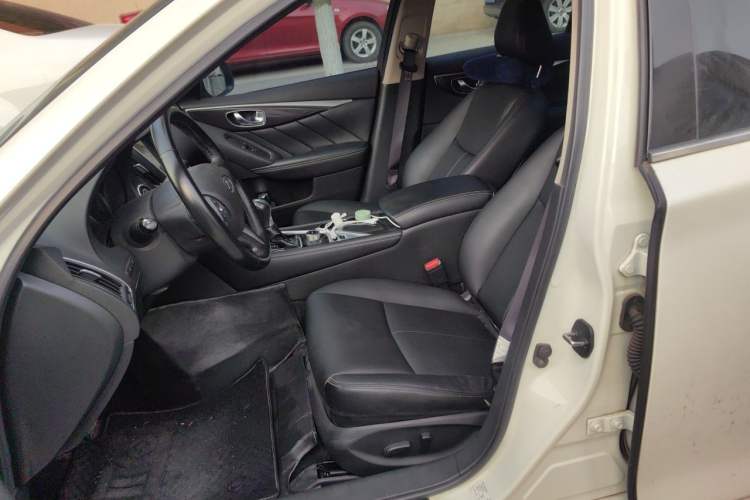 Used Infiniti Q50L 2016 2.0T Comfort Edition Left Front Seat