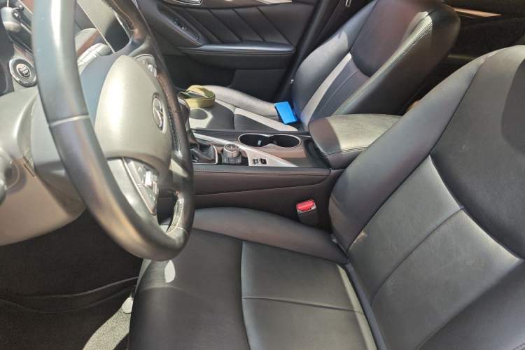 Used Infiniti Q50L 2016 2.0T Comfort Edition Left Front Seat