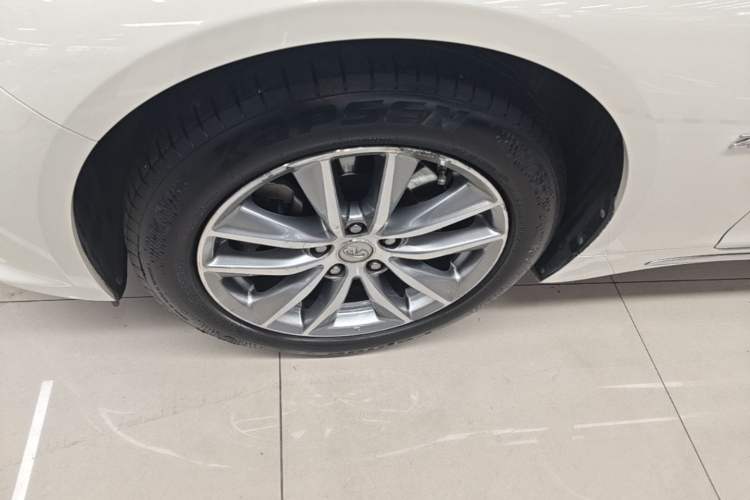 Used Infiniti Q50L 2016 2.0T Enjoyment Edition Left Front Wheel Hub