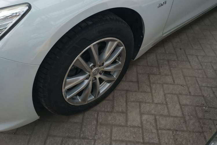 Used Infiniti Q50L 2016 2.0T Comfort Edition Left Front Wheel Hub