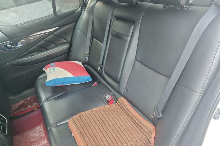 Used Infiniti Q50L 2016 2.0T Enjoyment Edition Left Rear Seat
