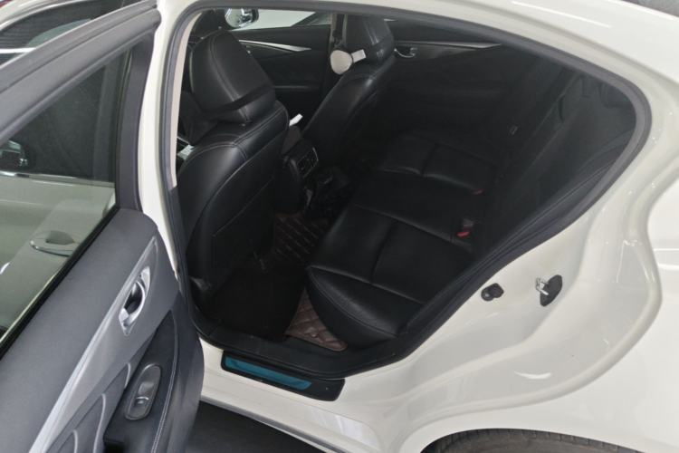 Used Infiniti Q50L 2016 2.0T Enjoyment Edition Left Rear Seat