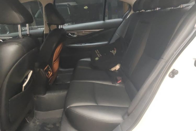 Used Infiniti Q50L 2016 2.0T Comfort Edition Left Rear Seat