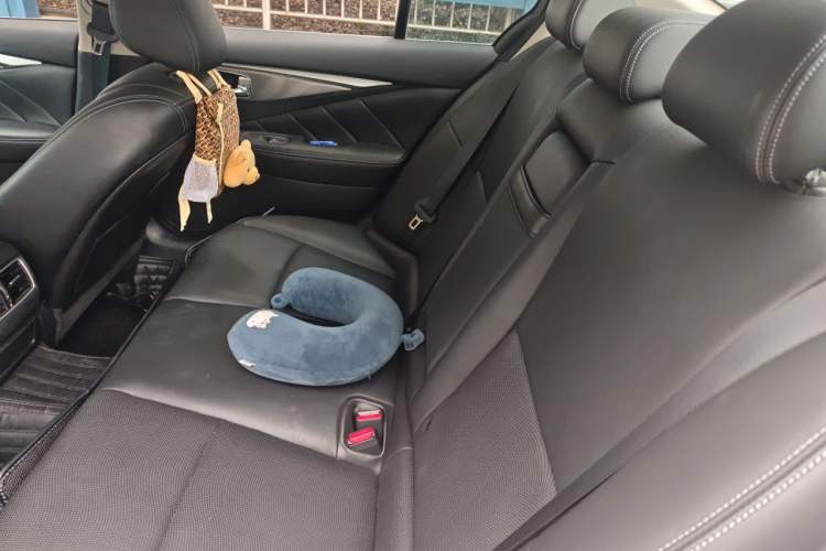 Used Infiniti Q50L 2016 2.0T Enjoyment Edition Left Rear Seat