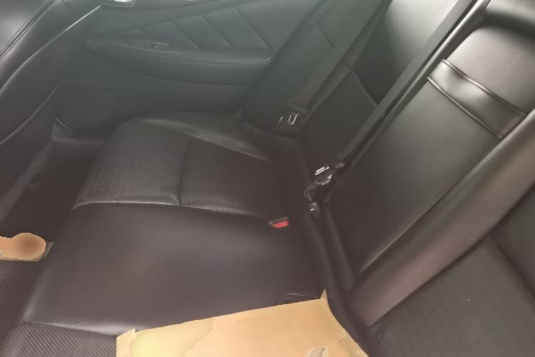 Used Infiniti Q50L 2016 2.0T Luxury Sport Edition Left Rear Seat