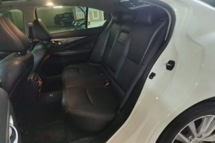 Used Infiniti Q50L 2016 2.0T Enjoyment Edition Left Rear Seat