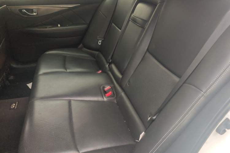 Used Infiniti Q50L 2016 2.0T Enjoyment Edition Left Rear Seat