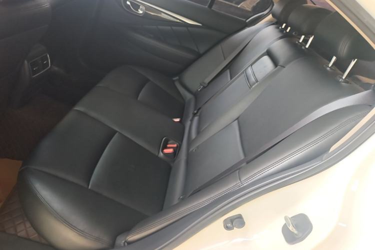 Used Infiniti Q50L 2016 2.0T Comfort Edition Left Rear Seat