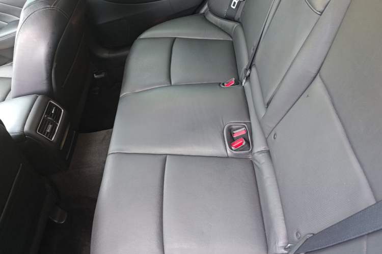 Used Infiniti Q50L 2016 2.0T Enjoyment Edition Left Rear Seat