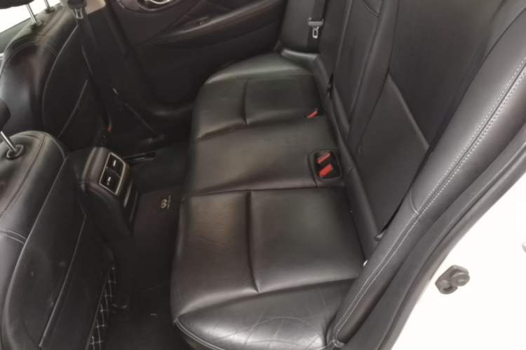Used Infiniti Q50L 2016 2.0T Enjoyment Edition Left Rear Seat
